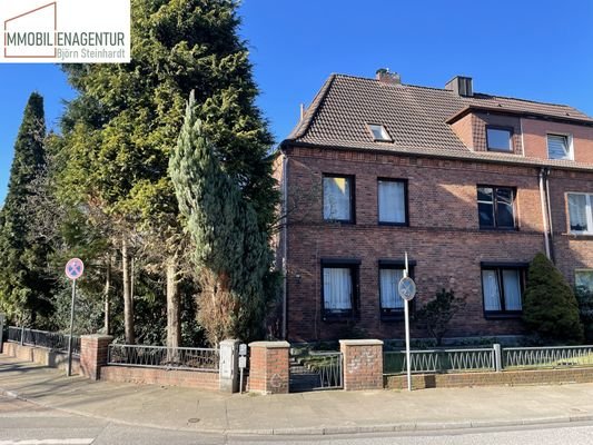 Straßenansicht
