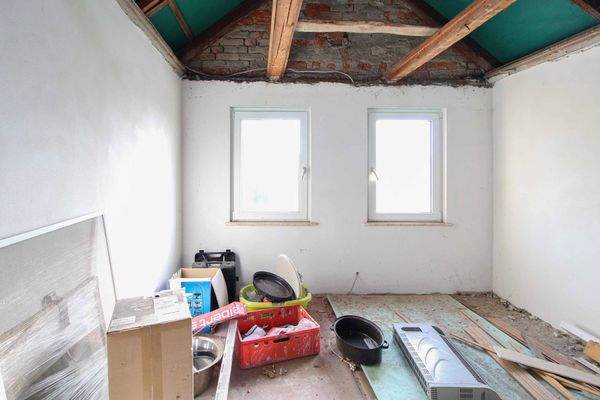 ausbaufähiges 2. Zimmer auf dem Dachboden