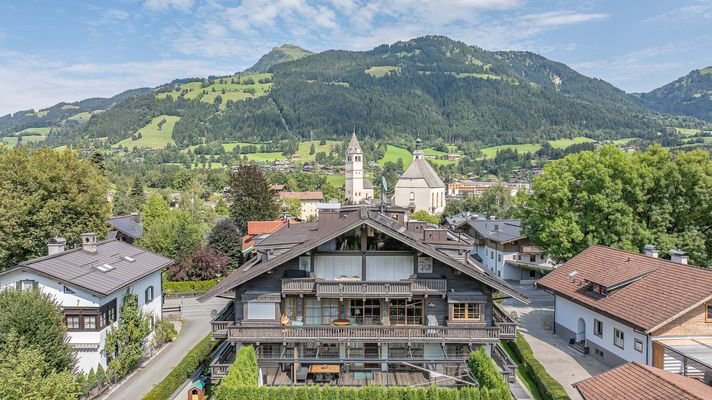 KITZIMMO-Luxuswohnung mit Pool in zentraler Toplage - Immobilien Kitzbühel.