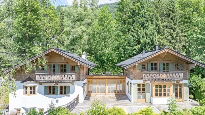 KITZIMMO-exklusives Landhaus mit Pool in bester Lage - Immobilien Kitzbühel.