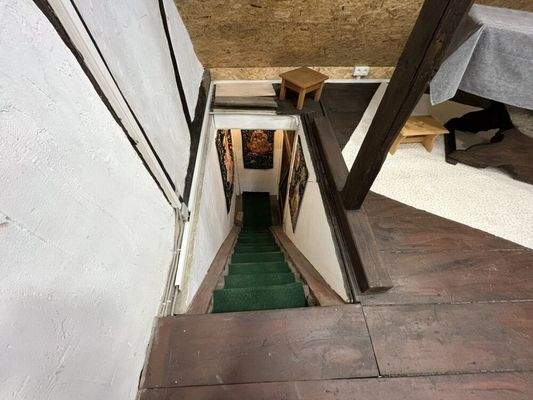 Aufgang OG zu DG (Vorderhaus)