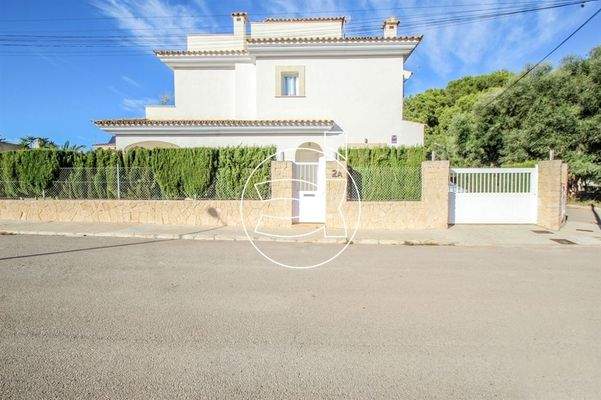 Moderne Doppelhaushälfte