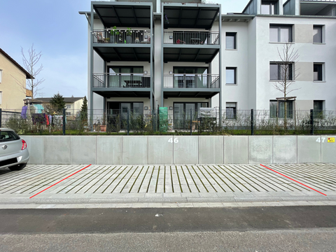 Teningen Garage, Teningen Stellplatz