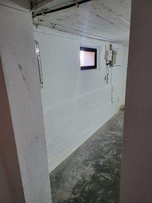 Keller Elektro und Heizung neue Fenster.jpg