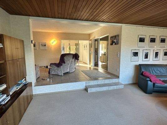 Vom Wohnzimmer zur Diele