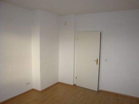 Schlafzimmer- Blick zur Tür