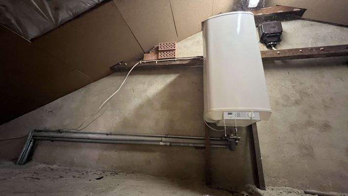 WW_Boiler auf dem Dachboden