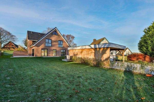 Garten vorderes Haus