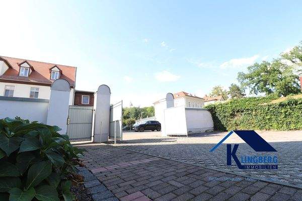 Zufahrt zum Innenbereich