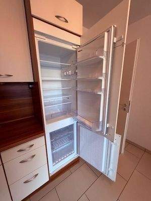 großer Kühlschrank