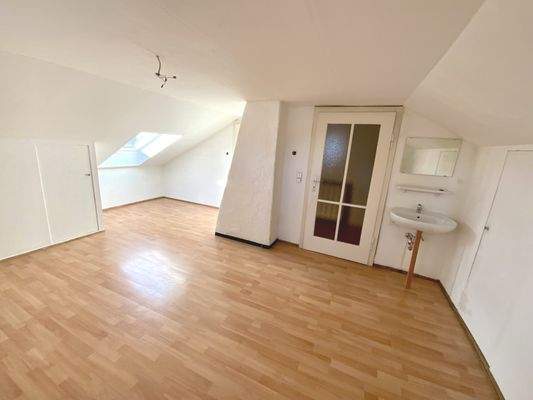 Dachgeschoss Zimmer 4