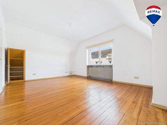 REMAX Immobilien DeLux Wohn-/Geschäftshaus Wohn-/Esszimmer Ottweiler Mark Borowicz