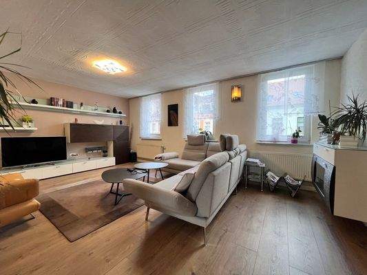 2025-3361-Wohnzimmer im 1. Obergeschoss