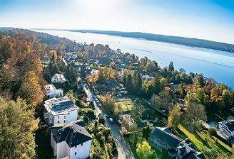 Wunderschöne, seenahe Lage