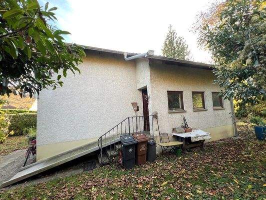 Eingangsbereich mit Rampe