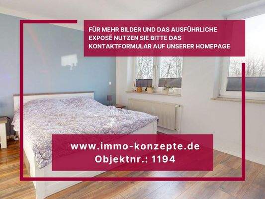 Schlafzimmer mit Garderobe