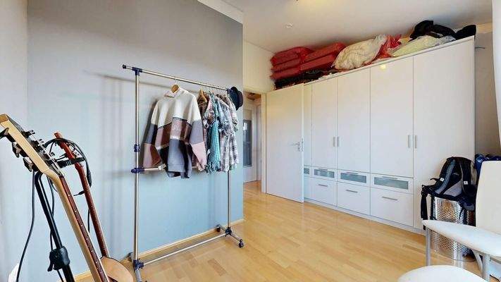 Kinder- oder Ankleidezimmer  