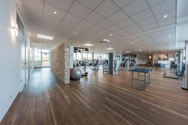 Fitness-Bereich Bild 1 (Physiotherapie)