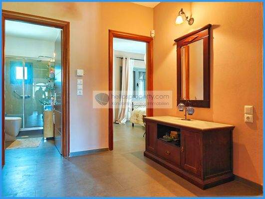 0acabbf527794e92b75a419c8692ab7b-original