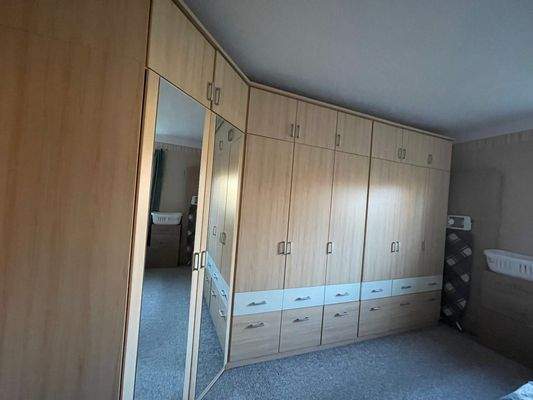 Kostenfreie Übergabe Schrank möglich