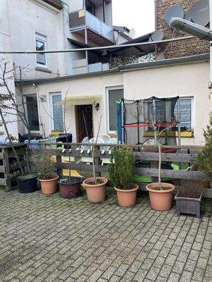 Anbau an das 3-Familienhaus