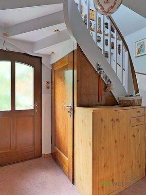 Hauseingang und Treppenhaus