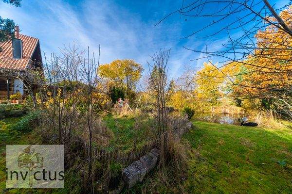 Aussenbereich + Grundstück