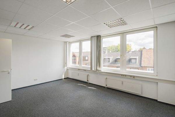 TN 230901 Nebendahlstr. 16 3. OG-3013_12x18