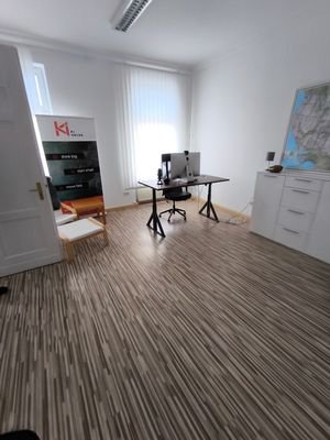 Büro 1