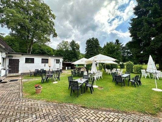 Sitzgelegenheit außen