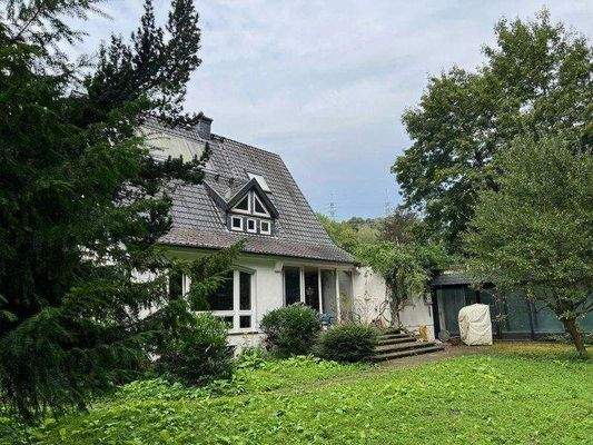 Blick auf den Wohnbereich mit Terrasse