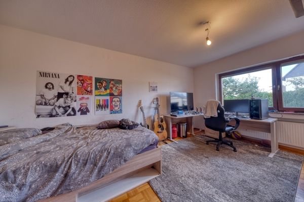 Kinderzimmer EG