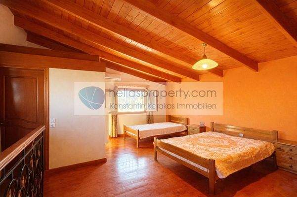 967dead9fb454e41be80e6ccc7229a60-original