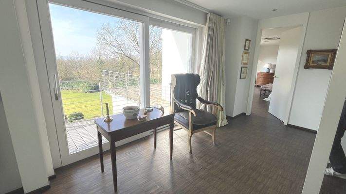 Ankleidezimmer vor Schlafzimmer OG