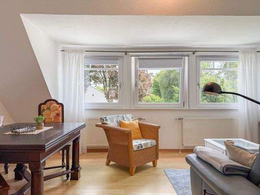 Wohnung 2  DG -  Wohn- und Esszimmer