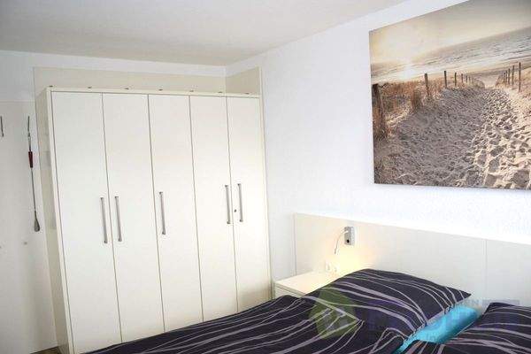 Wohnung 2  Schlafzimmer Bild 2