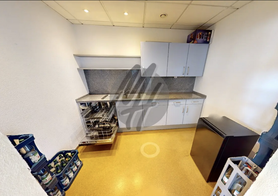 INFOS UNTER: 06171-586000