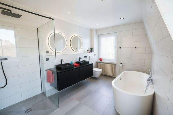 Badezimmer (KI generiert)