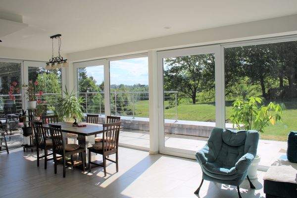 Blick aus dem Essbereich