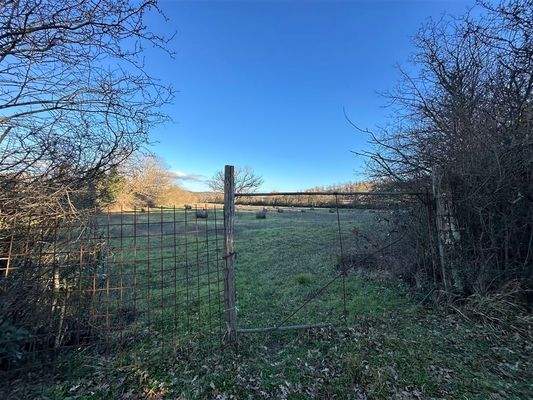 2 ha Grundstück Prata optional