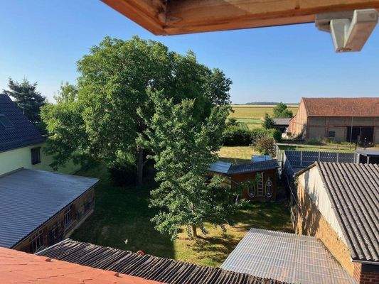 Blick aus Wohnraum 1 DG