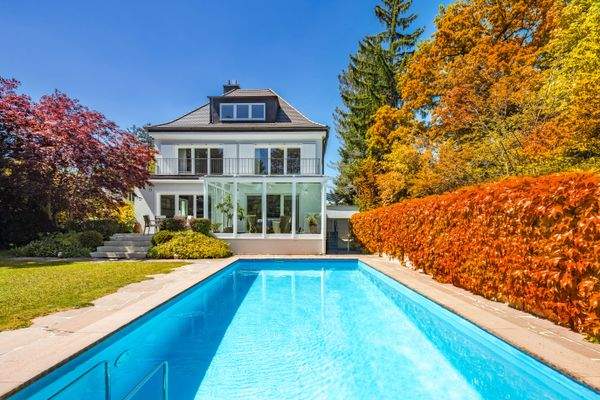 Outdoor-Paradies mit Pool