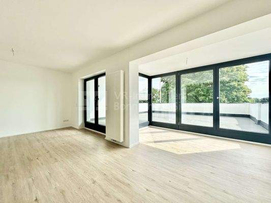 Wohnzimmer Fensterfront 