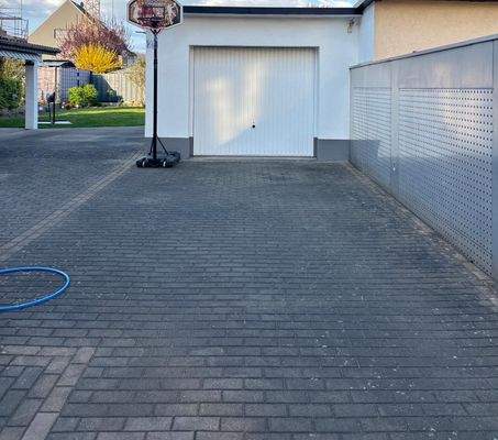 Garten und Hof.jpg