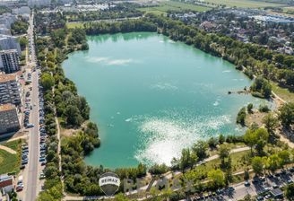 Direkt am Badeteich Hirschstetten