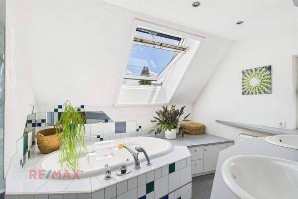 Badezimmer OG | Top 1 | Haus 1