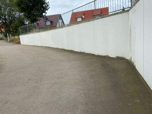 Zufahrt zur Tiefgarage 