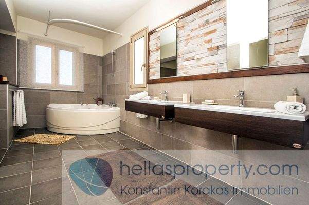 9-1 Master Bedroom - Μπάνιο