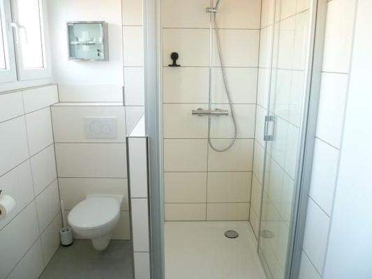 Tgl.-Duschbad EG