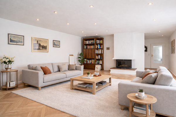 Wohnzimmer ( KI generiert)